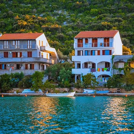 Apartments Adrialuka Dubrava  Εξωτερικό φωτογραφία