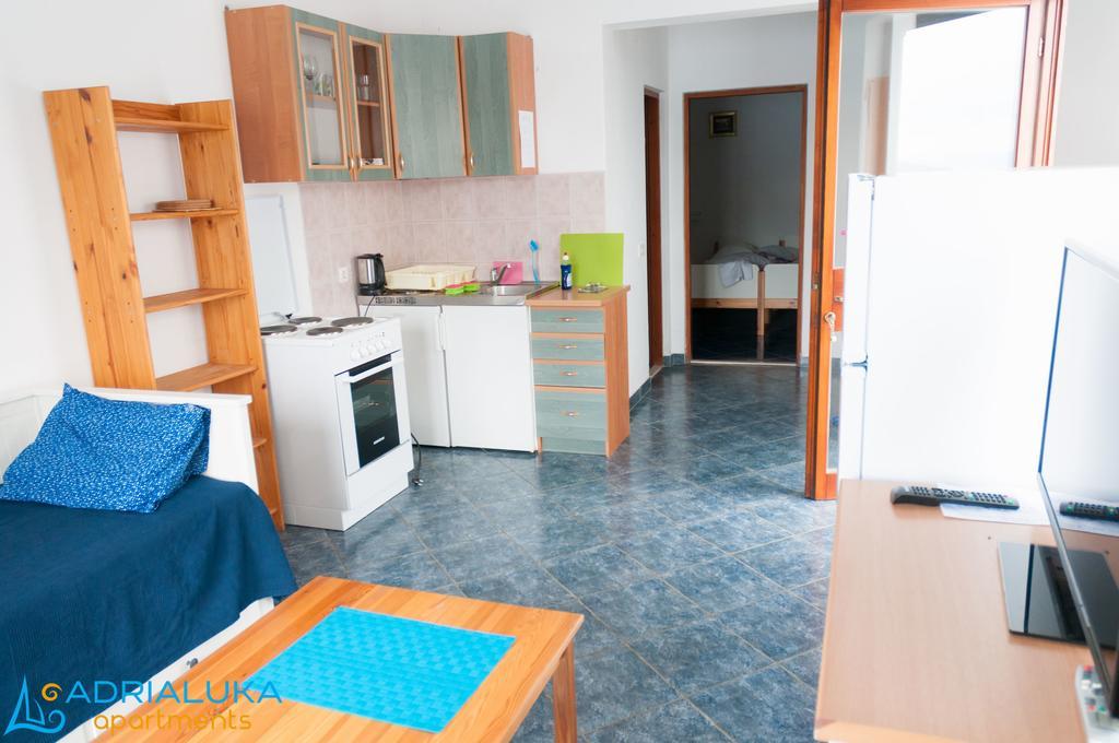 Apartments Adrialuka Dubrava  Εξωτερικό φωτογραφία