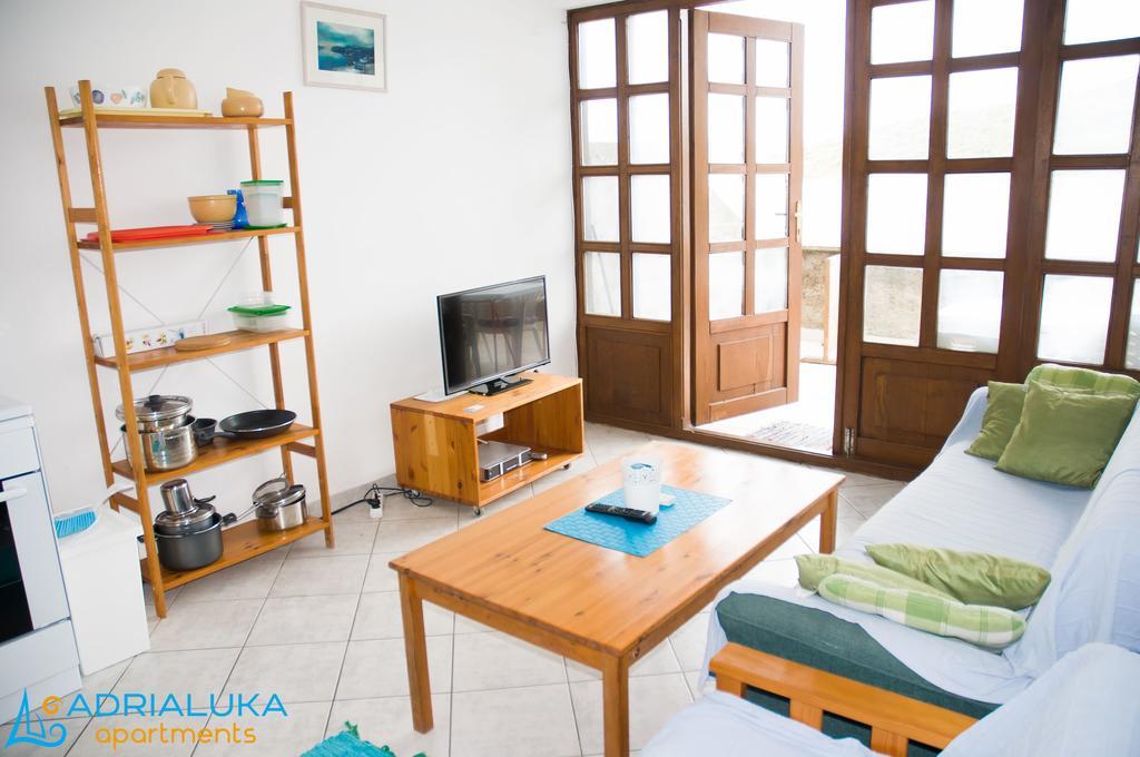 Apartments Adrialuka Dubrava  Εξωτερικό φωτογραφία