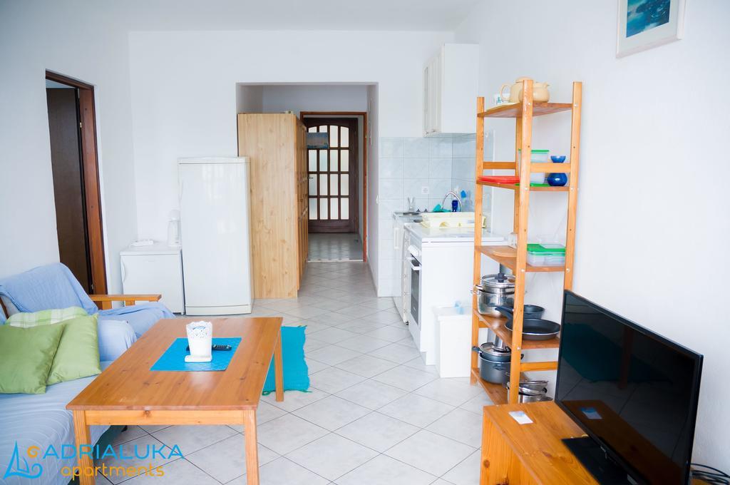 Apartments Adrialuka Dubrava  Εξωτερικό φωτογραφία